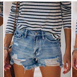 Summa Time Relaxed Cut Off Denim Shorts